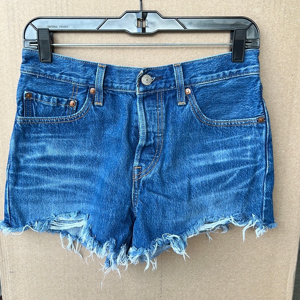 🏖️Levi’s 501 Mid Rise Short